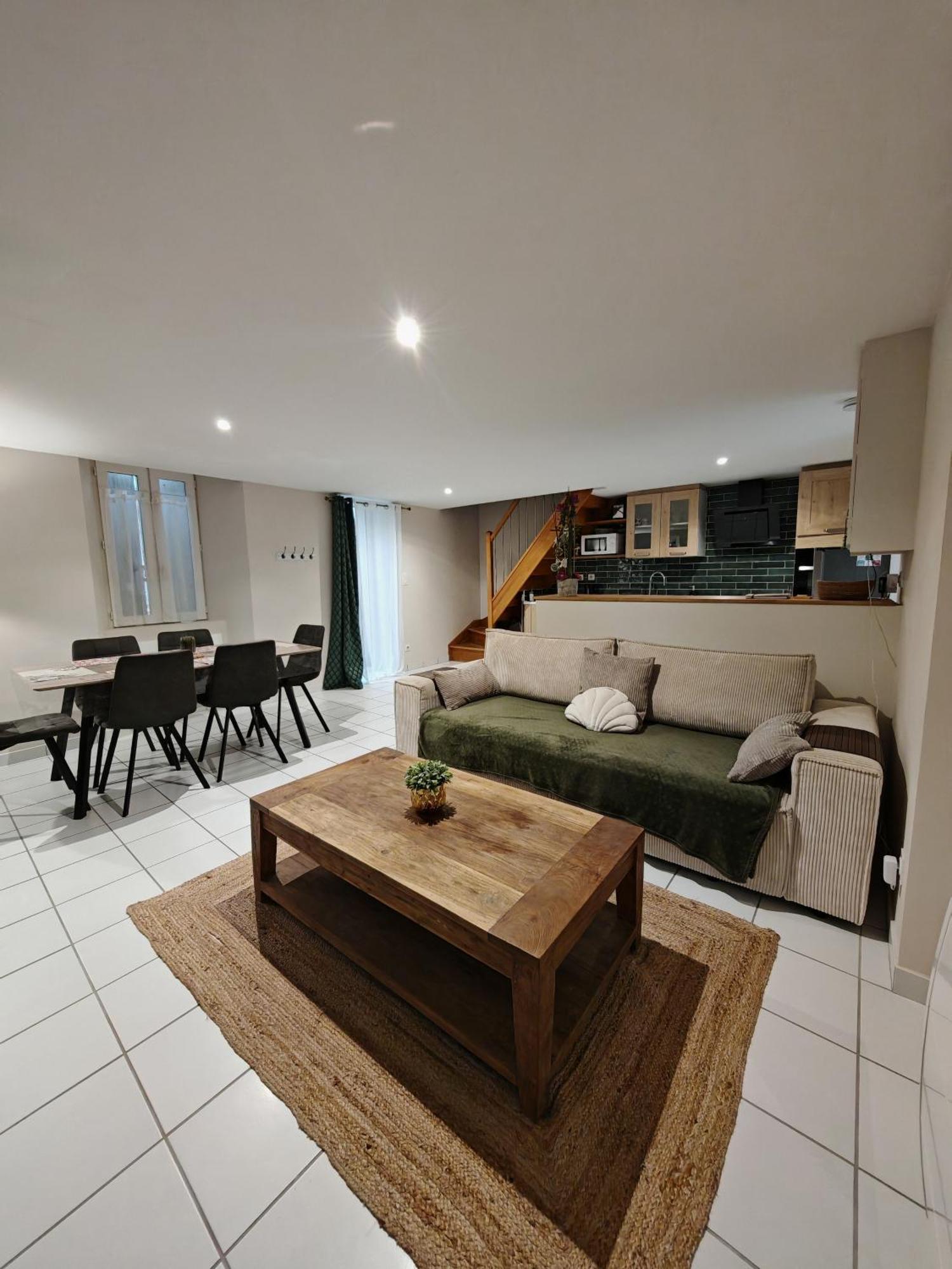 Jolie Maison Au 34 Centre-Ville Angoulême Exterior foto